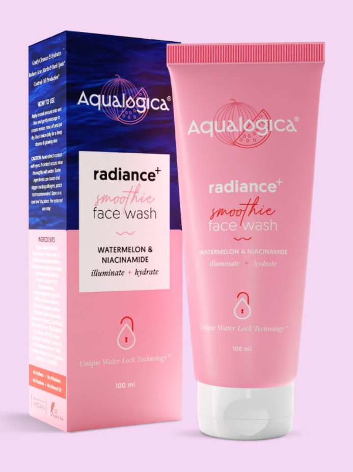 Aqualogica Radiance+ Smoothie Face Wash 100Ml