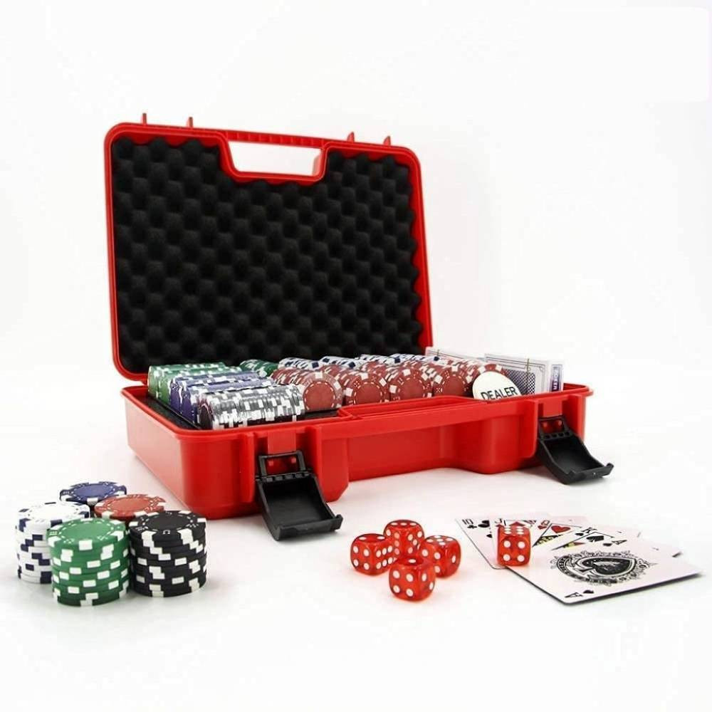 POKER SET WITH 300 CHIP COINS